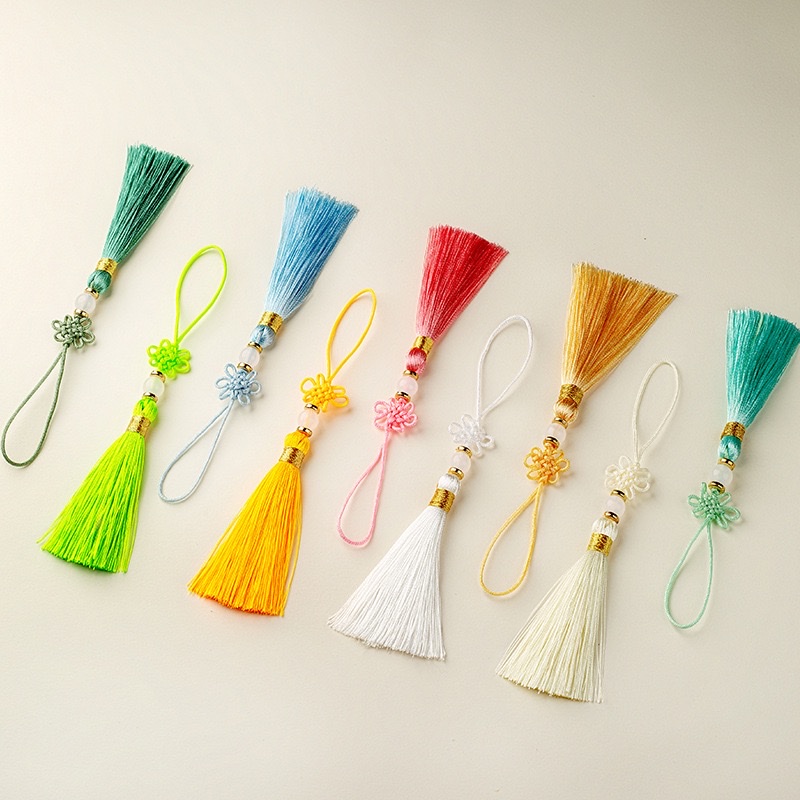 Small China tassel hanging tassel ancient style bookmark pendant, tassel red and gold pendant wholesale in stock for the Mid-Autumn Festival Application Scenario