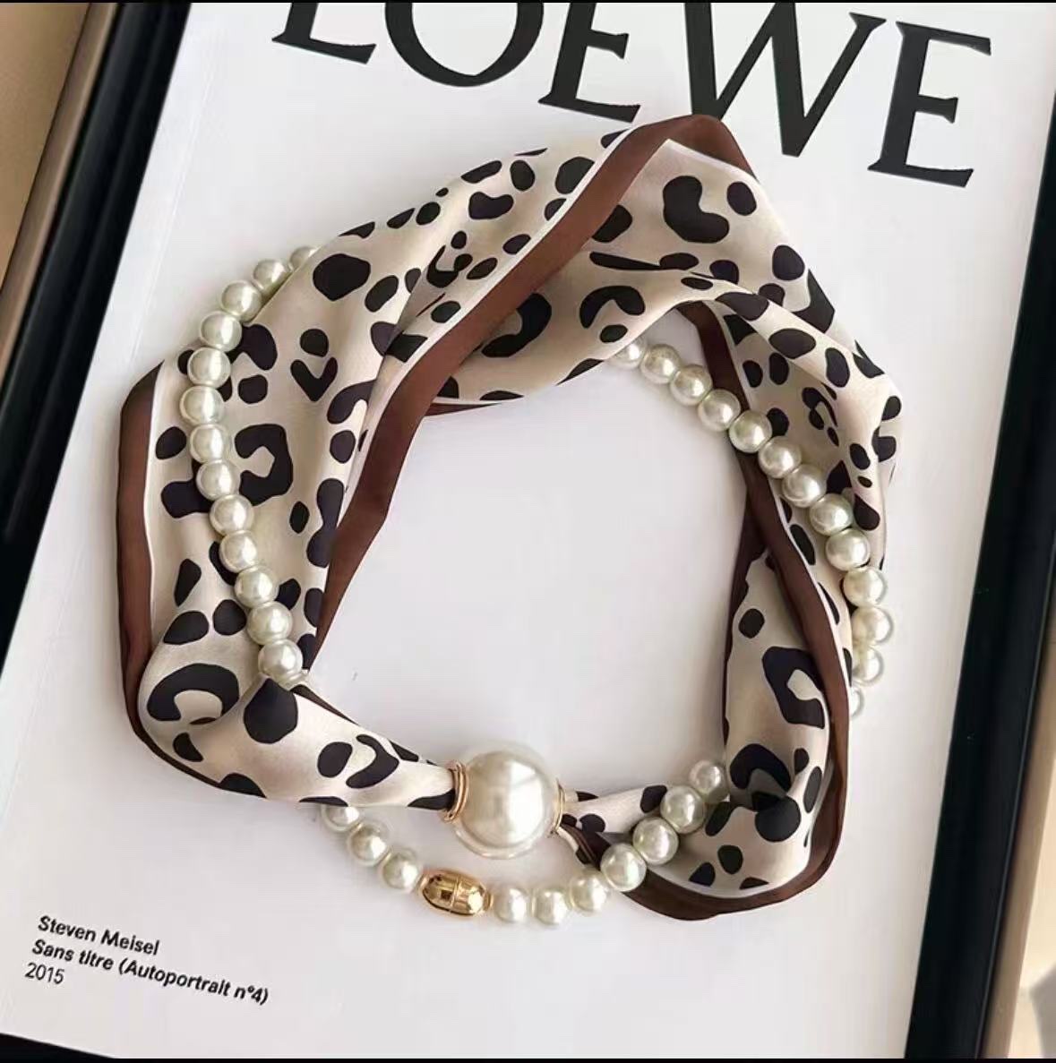 new Hot New Large Pearl magnetic clasp round towel ZZTY050# For more new styles, ask me for pictures, 06# glass beads, 05# plastic beads; "Handshake" Application Scenario