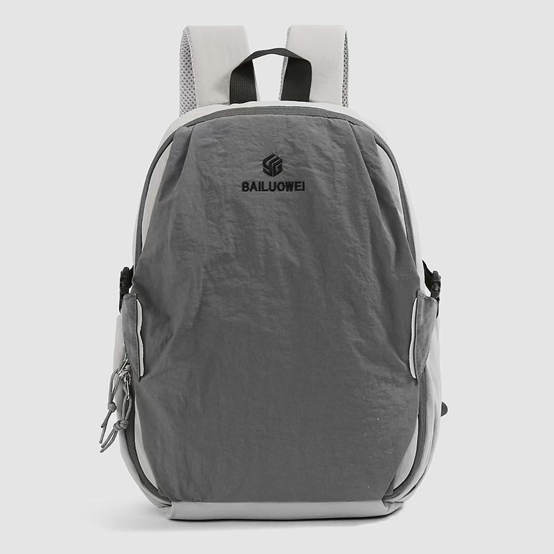 Outdoor backpack, large-capacity rainproof hiking backpack, commuting and travel storage bag Application Scenario