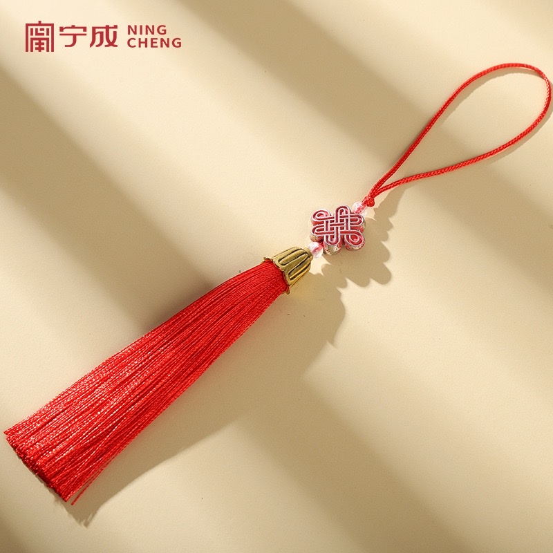 Exquisite knot, retro tassel, Chinese knot, small tassel, bookmark, sachet, tassel, fan pendant, gift box, mobile phone pendant Application Scenario