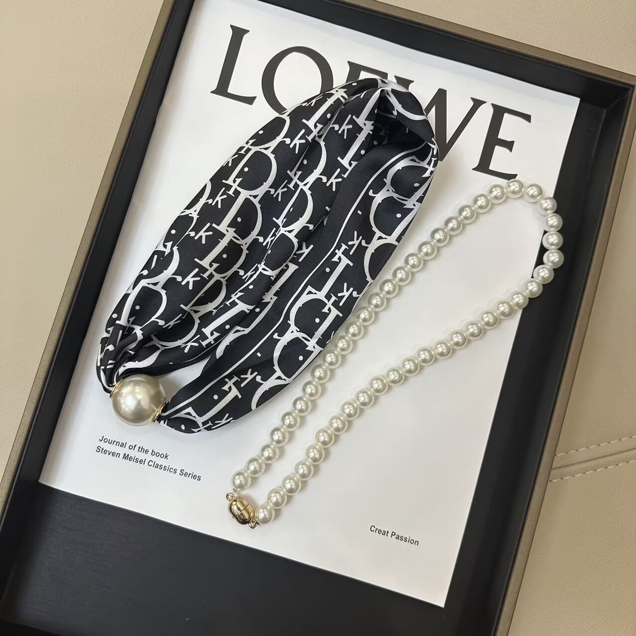 new Hot New Large Pearl magnetic clasp round towel ZZTY050# For more new styles, ask me for pictures, 06# glass beads, 05# plastic beads; "Handshake" detail image 11