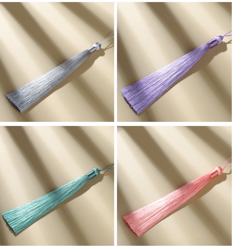 Wholesale of 12-centimeter-long tassel small pendant, ancient-style cheongsam and Hanfu clothing accessories, car pendants and bookmarks detail image 6