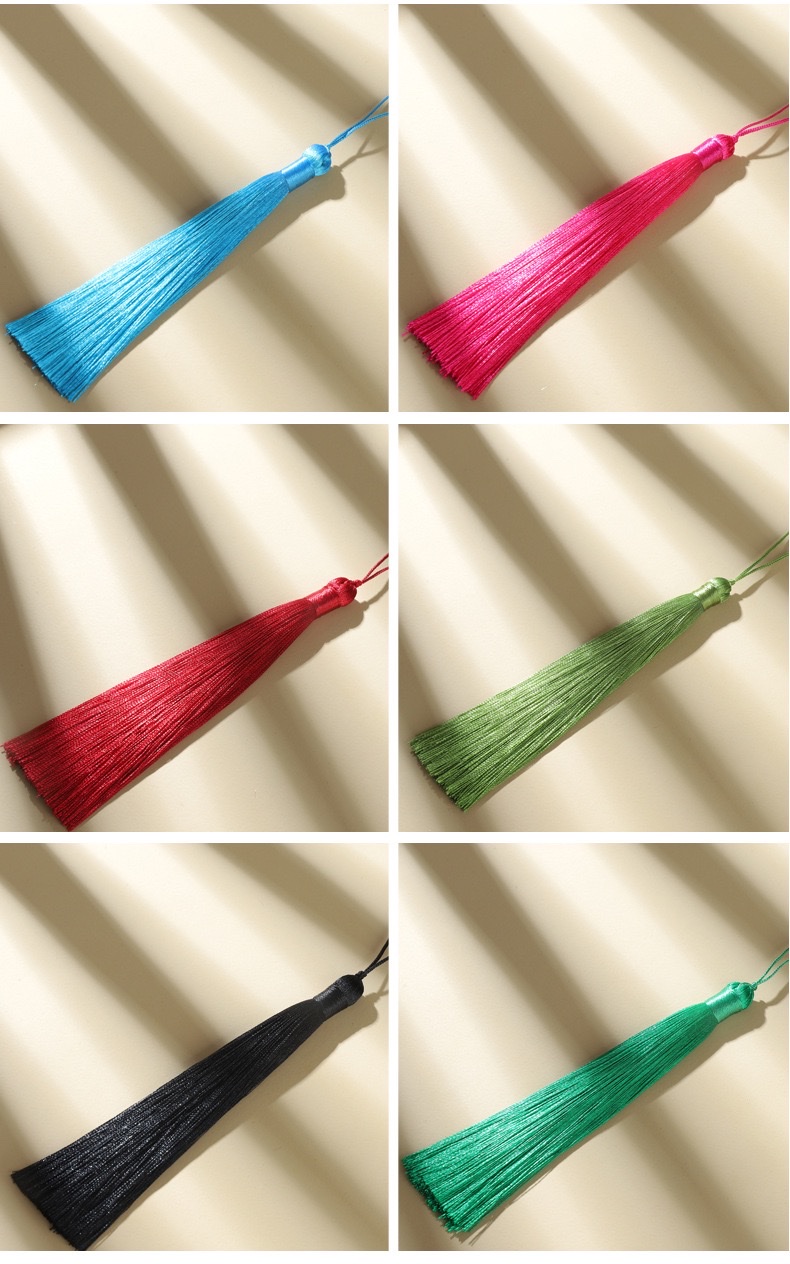 Wholesale of 12-centimeter-long tassel small pendant, ancient-style cheongsam and Hanfu clothing accessories, car pendants and bookmarks detail image 4