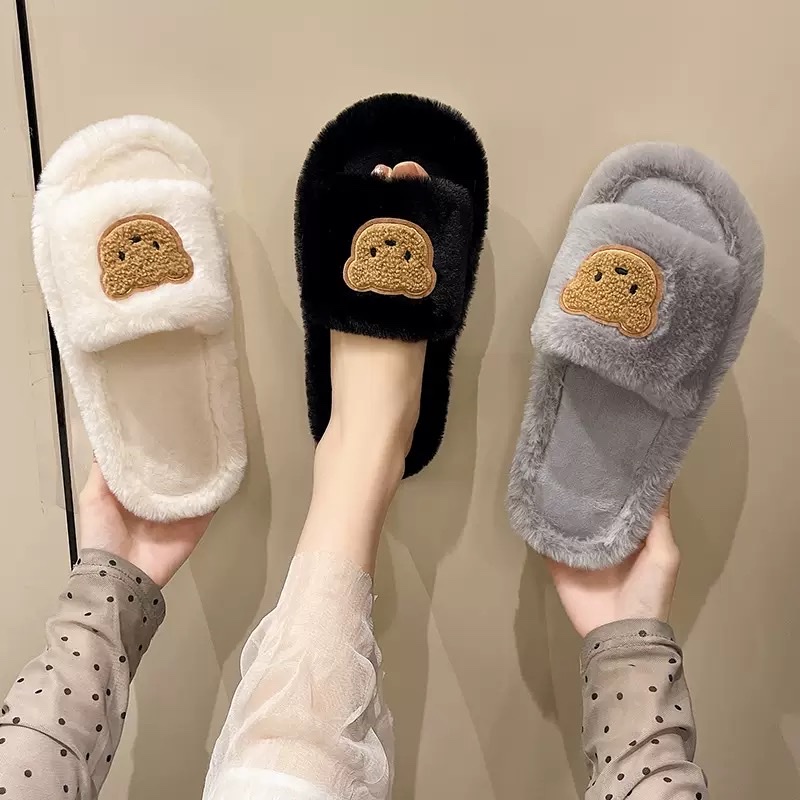 2026 New Korean-style slippers, bear cartoon cotton slippers, women's winter home plush shoes, women's style, warm, thickened, anti-slip, wear-resistant, versatile, open slippers can be worn outside detail image 6
