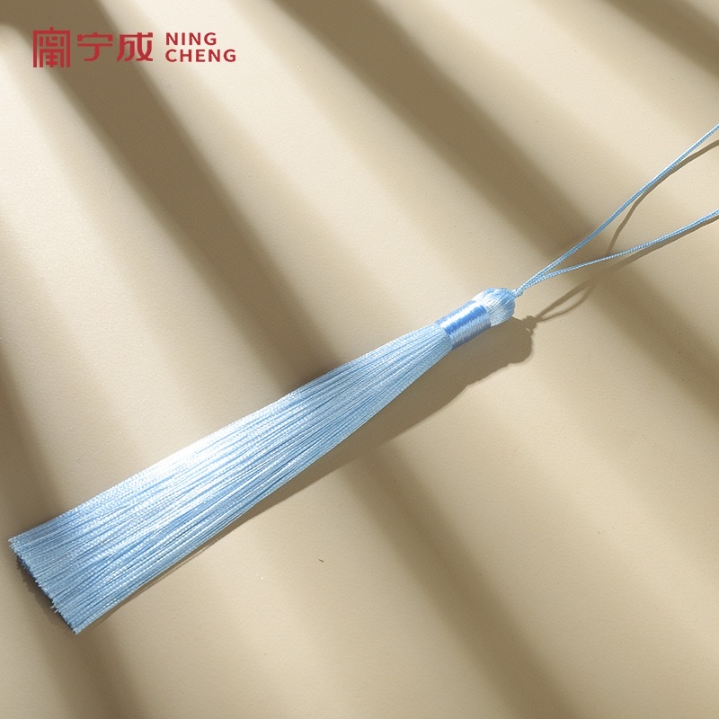 Wholesale of 12-centimeter-long tassel small pendant, ancient-style cheongsam and Hanfu clothing accessories, car pendants and bookmarks Application Scenario