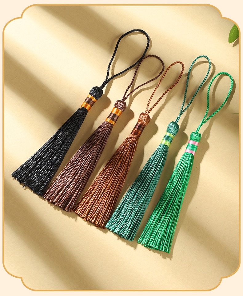 Retro small tassel Chinese knot tassel tassel sachet bookmark, ancient-style Hanfu lapel pendant, pendant with tassel sachet detail image 12