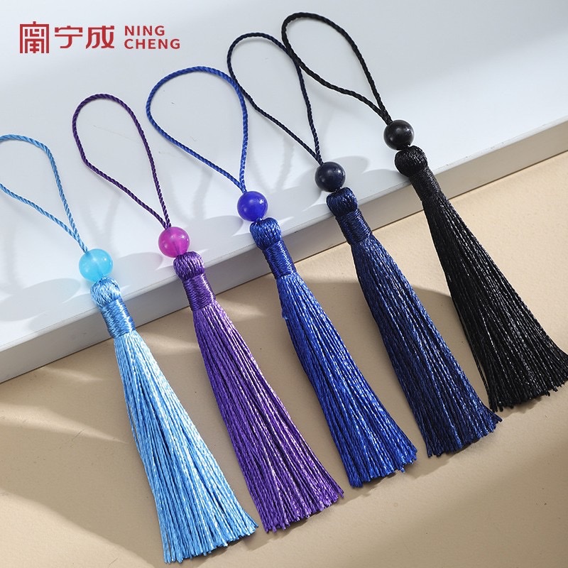 7CM tassel small tassel beaded ancient style retro bookmark tassel decoration pendant accessory pendant wholesale Application Scenario