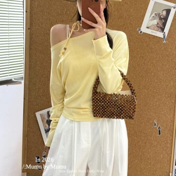 A new retro creative woven hand-held beaded women's bag with a strong sense of handcrafting and high-end chain single-shoulder crossbody bag detail image 2