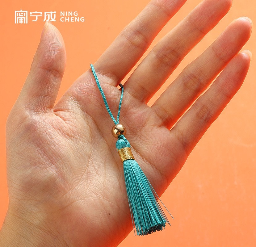 Tassel small pendant, 5 cm, beaded, ancient-style retro bookmark, tassel decoration, pendant accessory, hanging pendant detail image 3