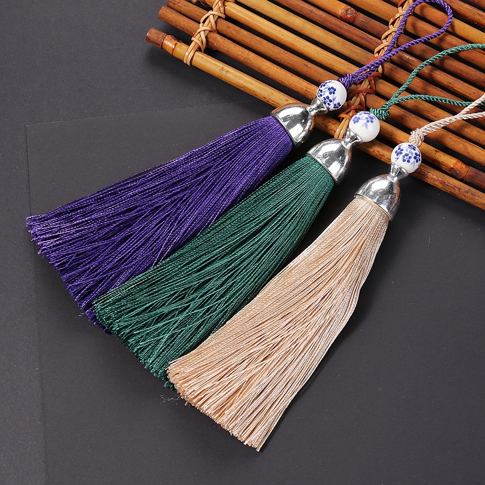【 Blue and White Porcelain 】 Ancient-style cheongsam with lapels, curtains, tassels, tablecloths, fans, Hanfu with woven tassels and hanging tassels Application Scenario