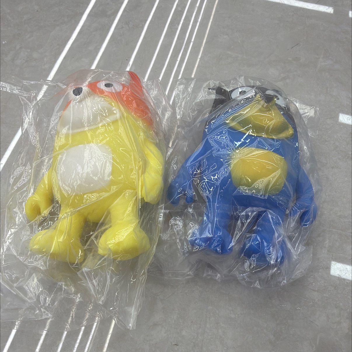 解压，玩具小黄人