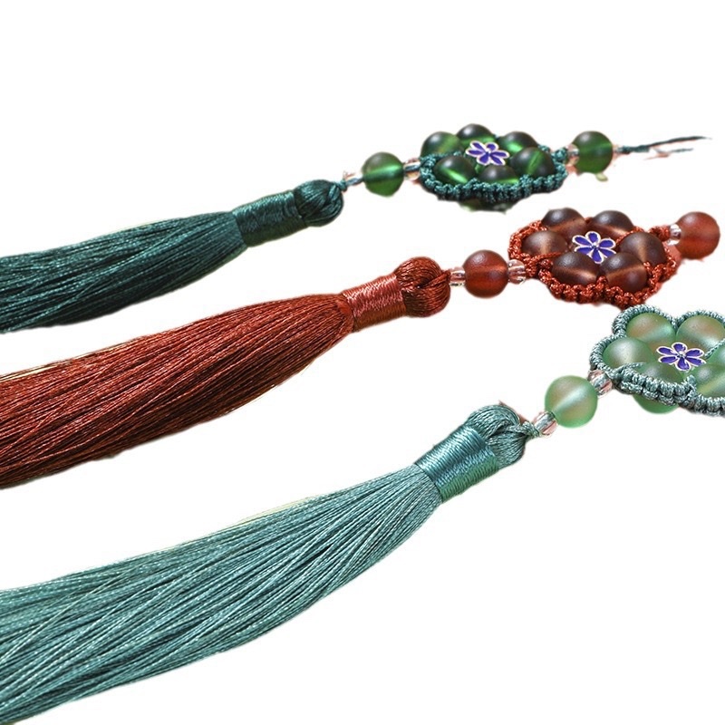 Chinese knot tassels, small pendants, ancient-style retro pendants, new Chinese-style cheongsam and Hanfu lapel fan pendants Item Picture