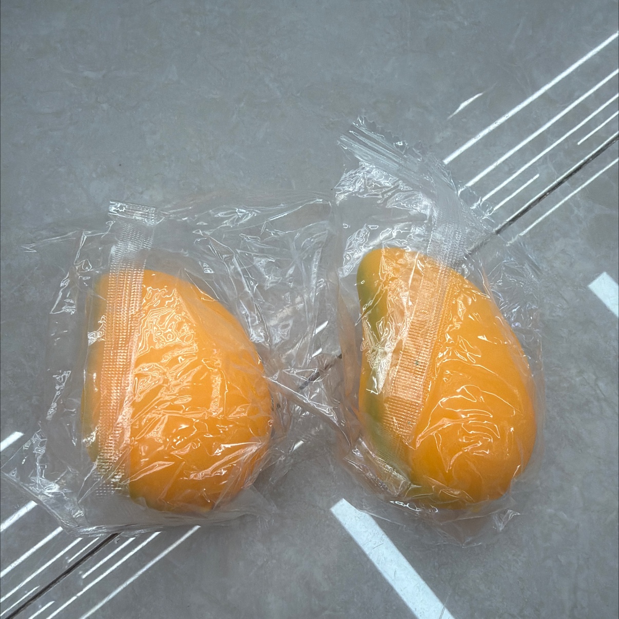 解压，玩具芒果