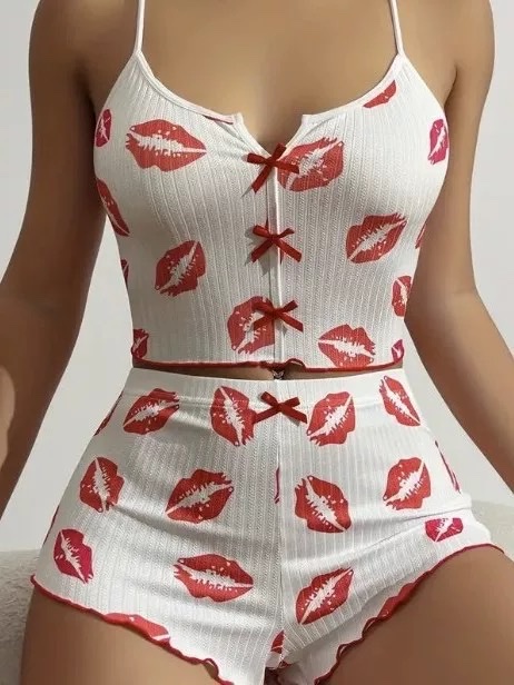 Sexy women's halter shorts set, sexy underwear, home wear, halter vest Application Scenario