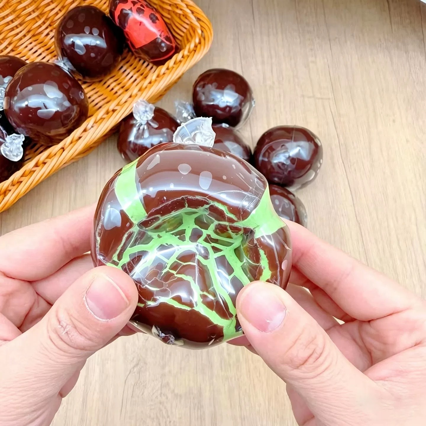 Crispy handmade ball, stress-relieving, voice-controlled, bursting, release, voice-controlled, crispy, comfortable for friends, stress-relieving, gift toy, prank toy, trendy toy detail image 4
