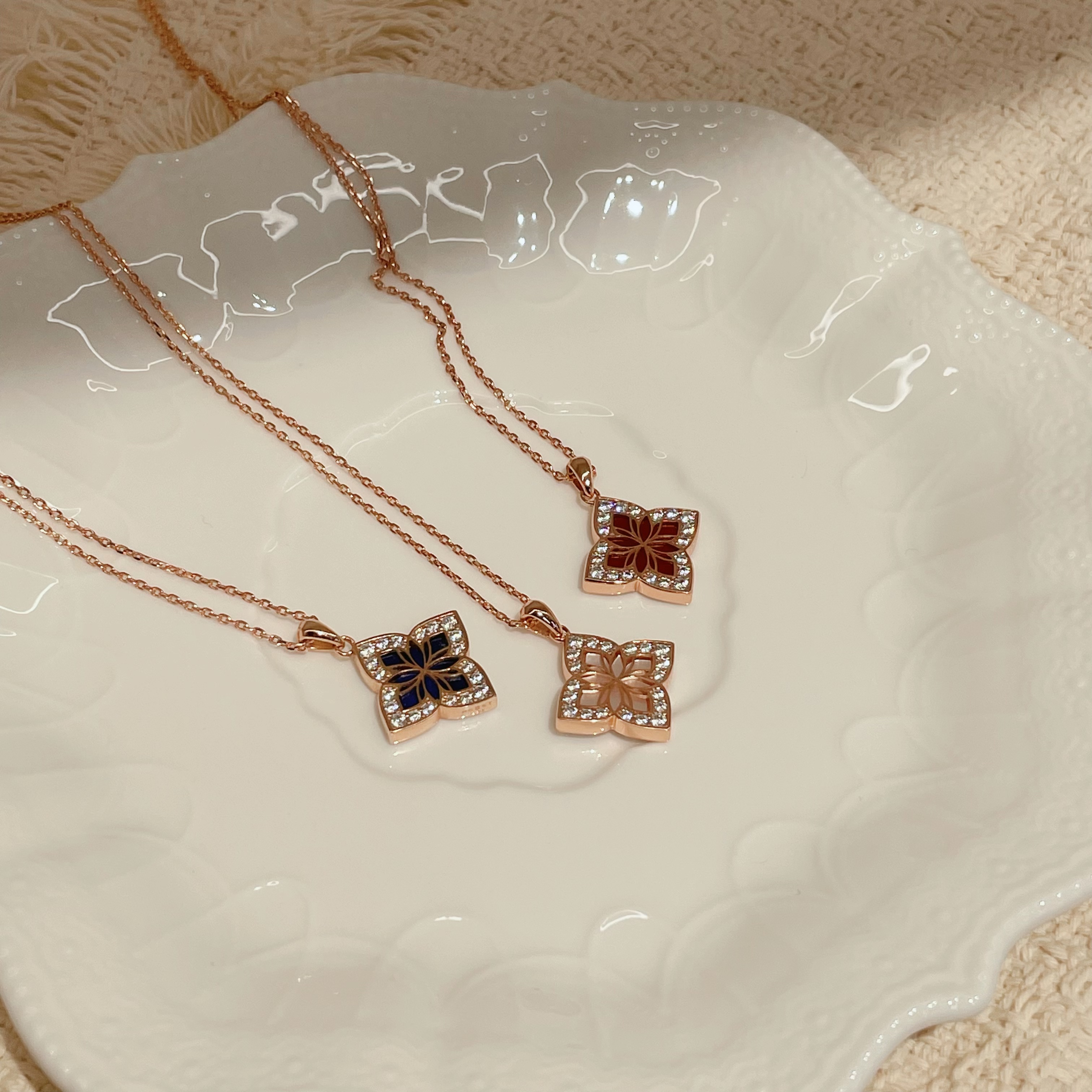 【 NOLYN】 Suzhou White Mother-of-Pearl 925 Silver Pendant Necklace, White Mother-of-Pearl Gift, Light Luxury and Exquisite Collarbone Chain 925 Silver Necklace