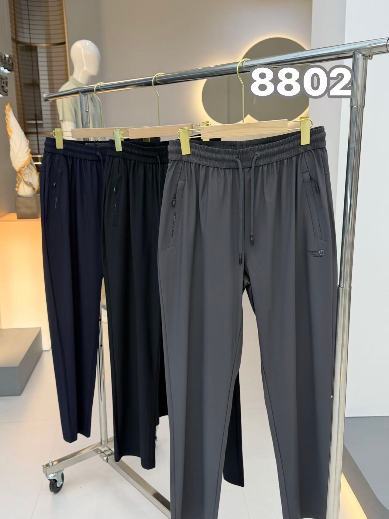 Huamian sports quick-drying pants for men are breathable