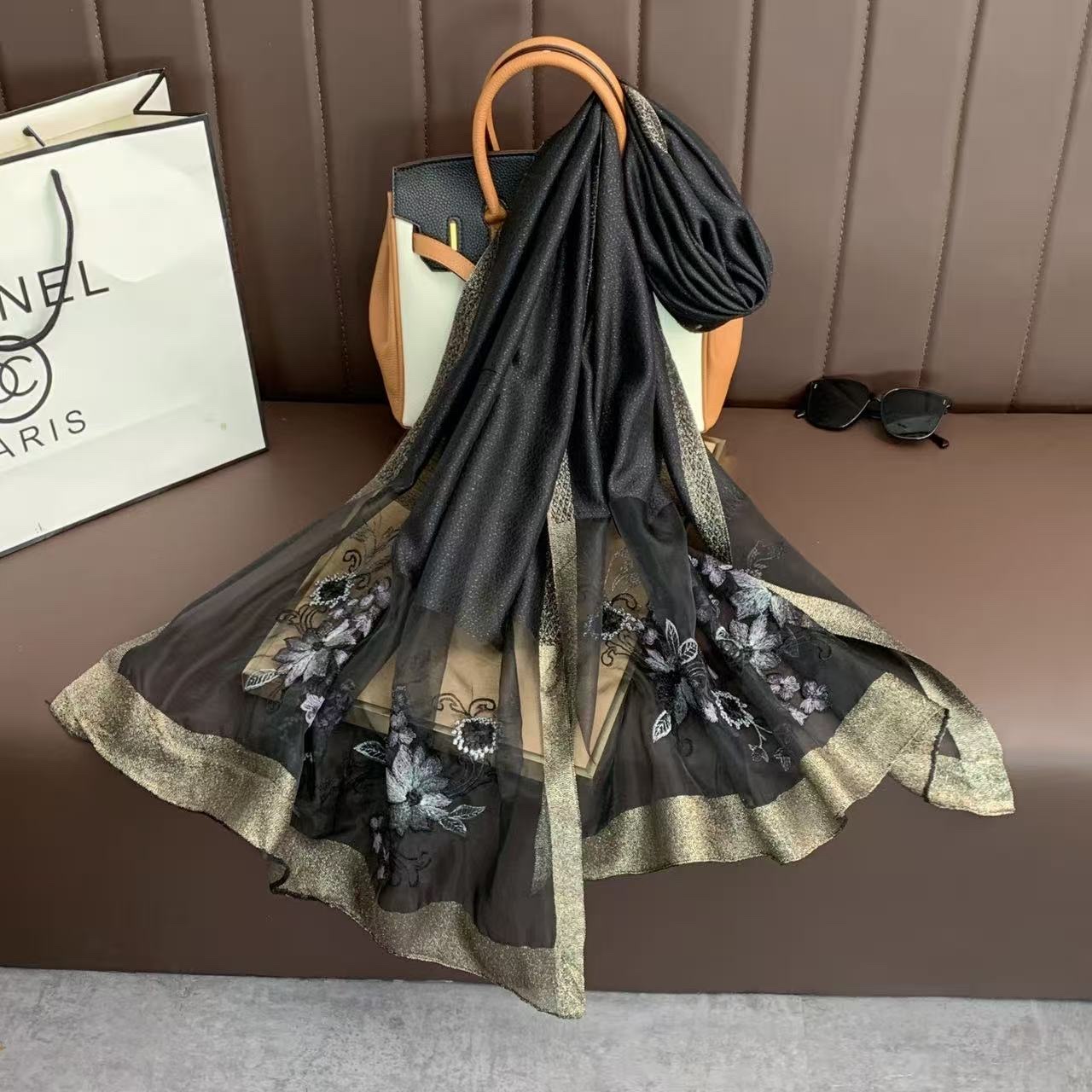 真丝围巾/外发/大号沙滩围巾/真丝丝巾/国庆产品图