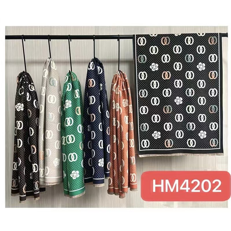  秋冬季山茶花工艺时尚韩版围巾加厚320克洋气68*190