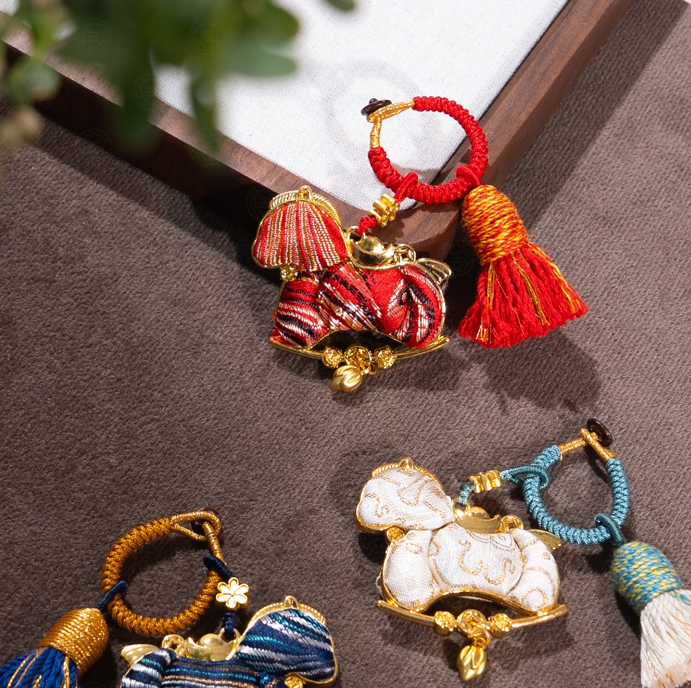 Cultural and creative Little horse sachet, money is coming soon. Intangible cultural heritage Song Jin Little Horse pendant bag, double-sided Horse Year sachet, peace Specification image