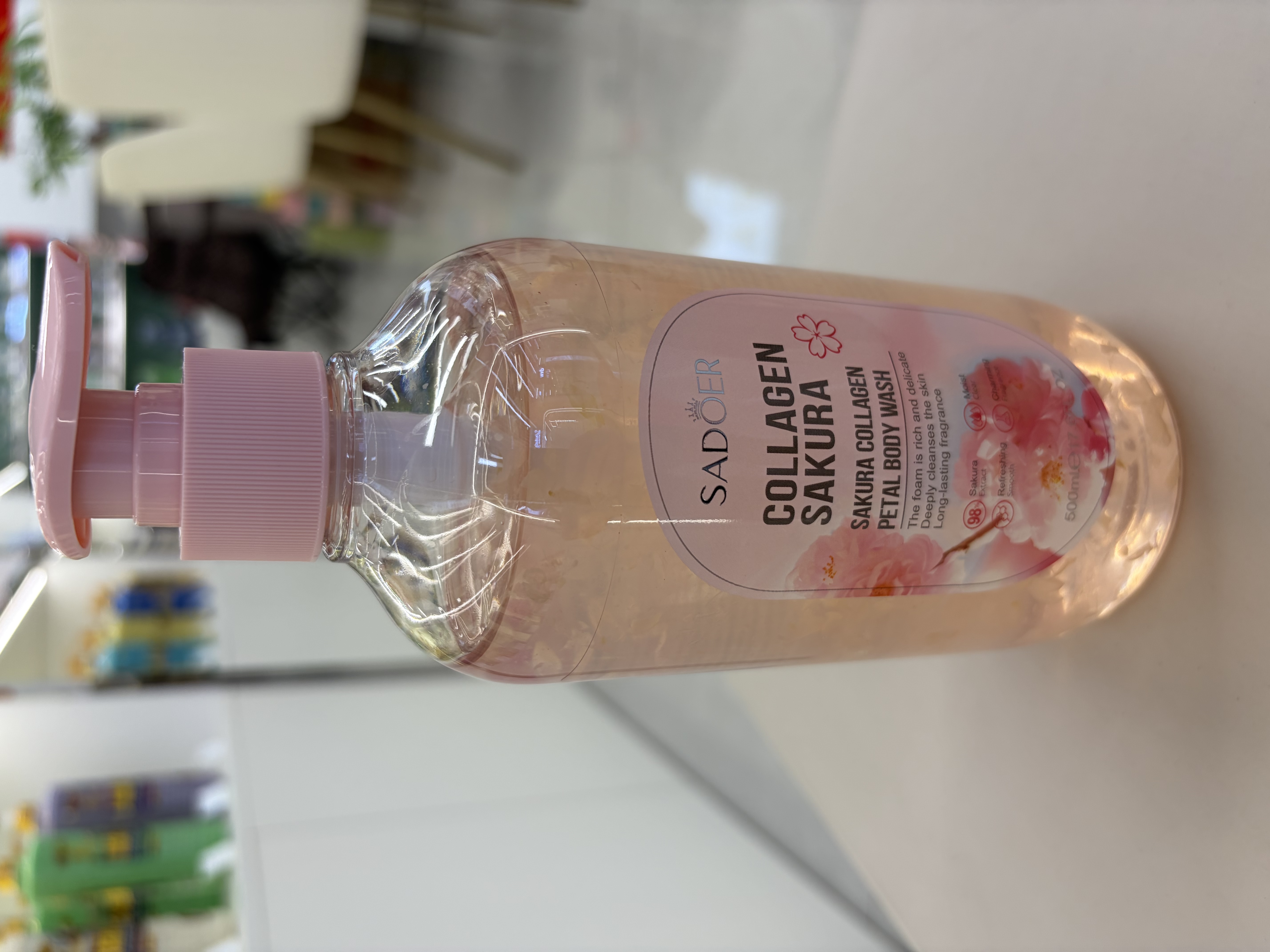 樱花香氛花瓣沐浴露