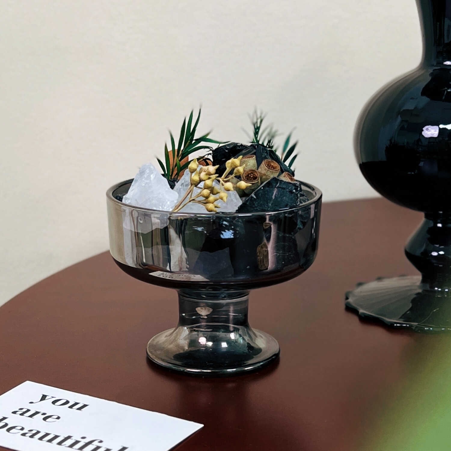 Wholesale of flameless aromatherapy diffuser stone essential oil for bedroom home use, long-lasting fragrance, high-end crystal stone dried flower ornaments for decoration detail image 13