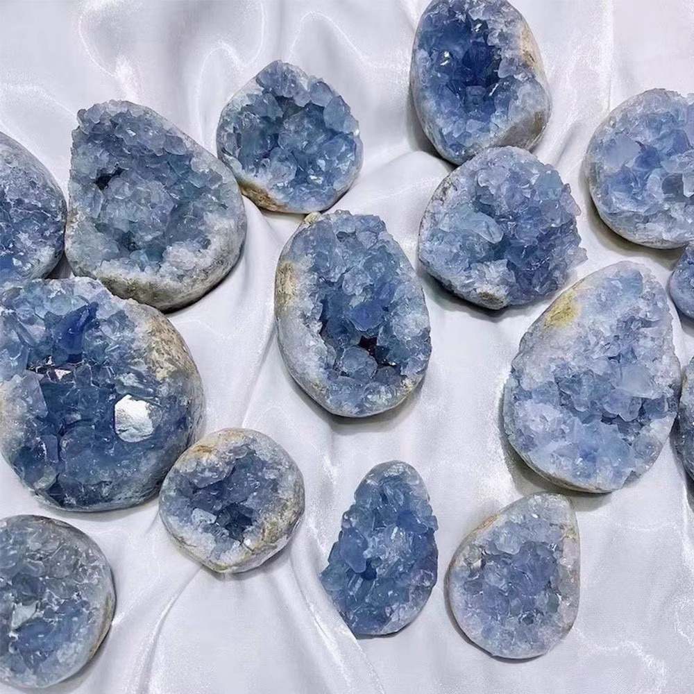 Natural crystal blue crystal cluster blocks, celestite rough stone mineral specimens, home crystal stone fragrance Item Picture