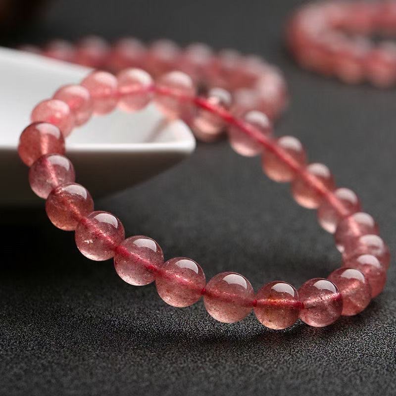 Strawberry crystal natural crystal bracelet