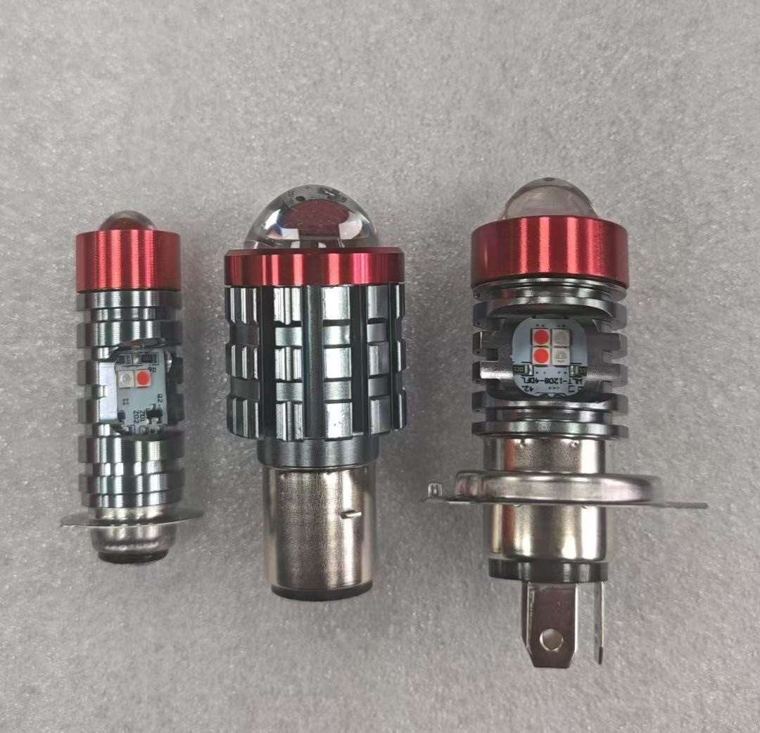 Motorcycle LED headlights, spotlights, spotlights, yellow and white flashing lights, H4 lights Item Picture