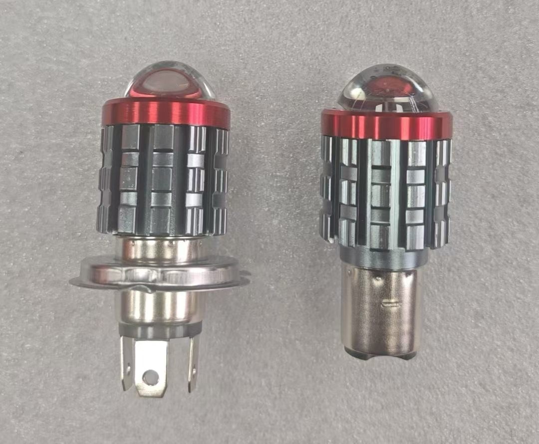 Motorcycle LED headlights, spotlights, spotlights, yellow and white flashing lights, H4 lights details Picture