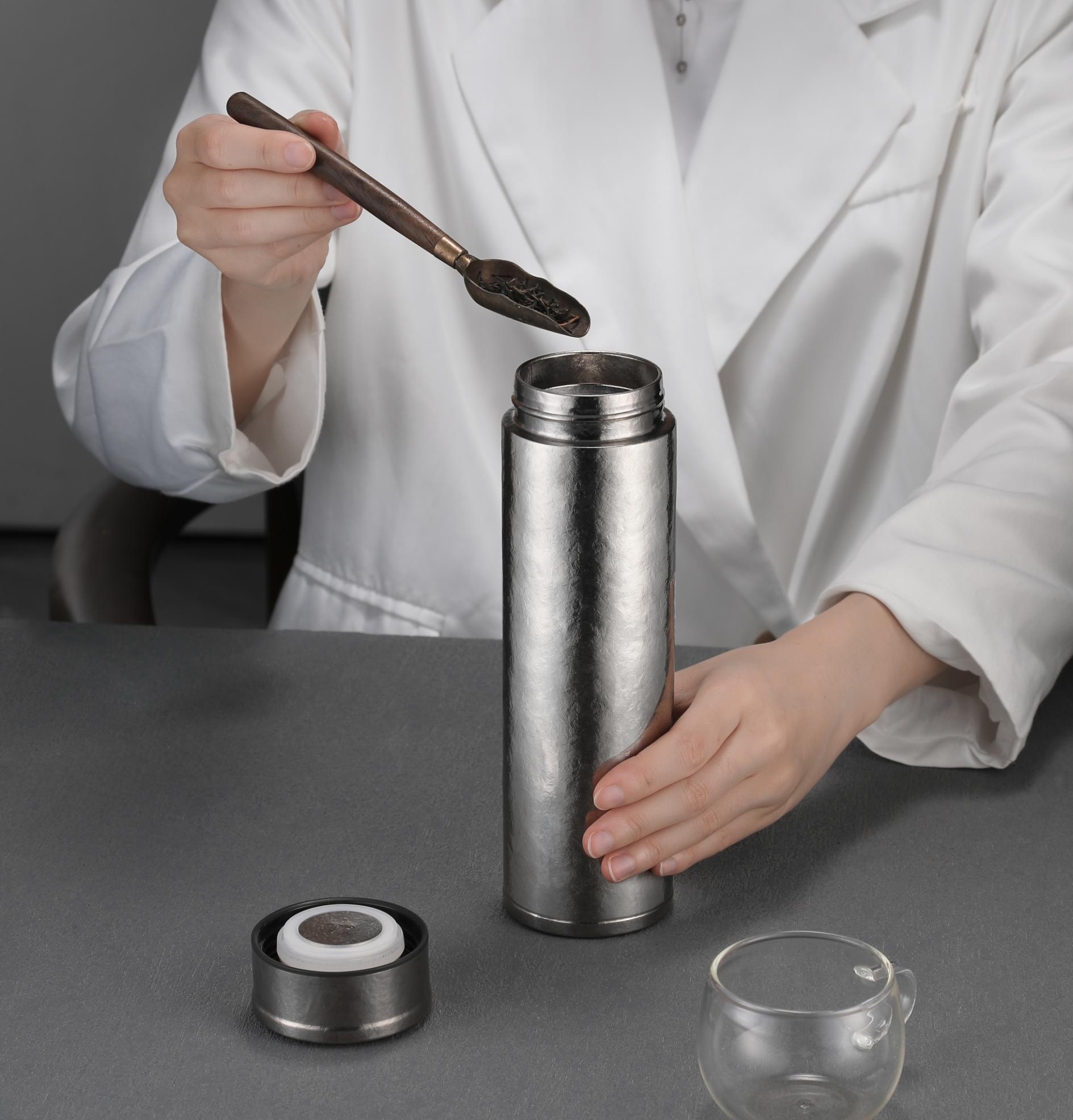 Pure titanium classic insulated cup 480ml portable, heat-resistant, large capacity for office and home use Specification image