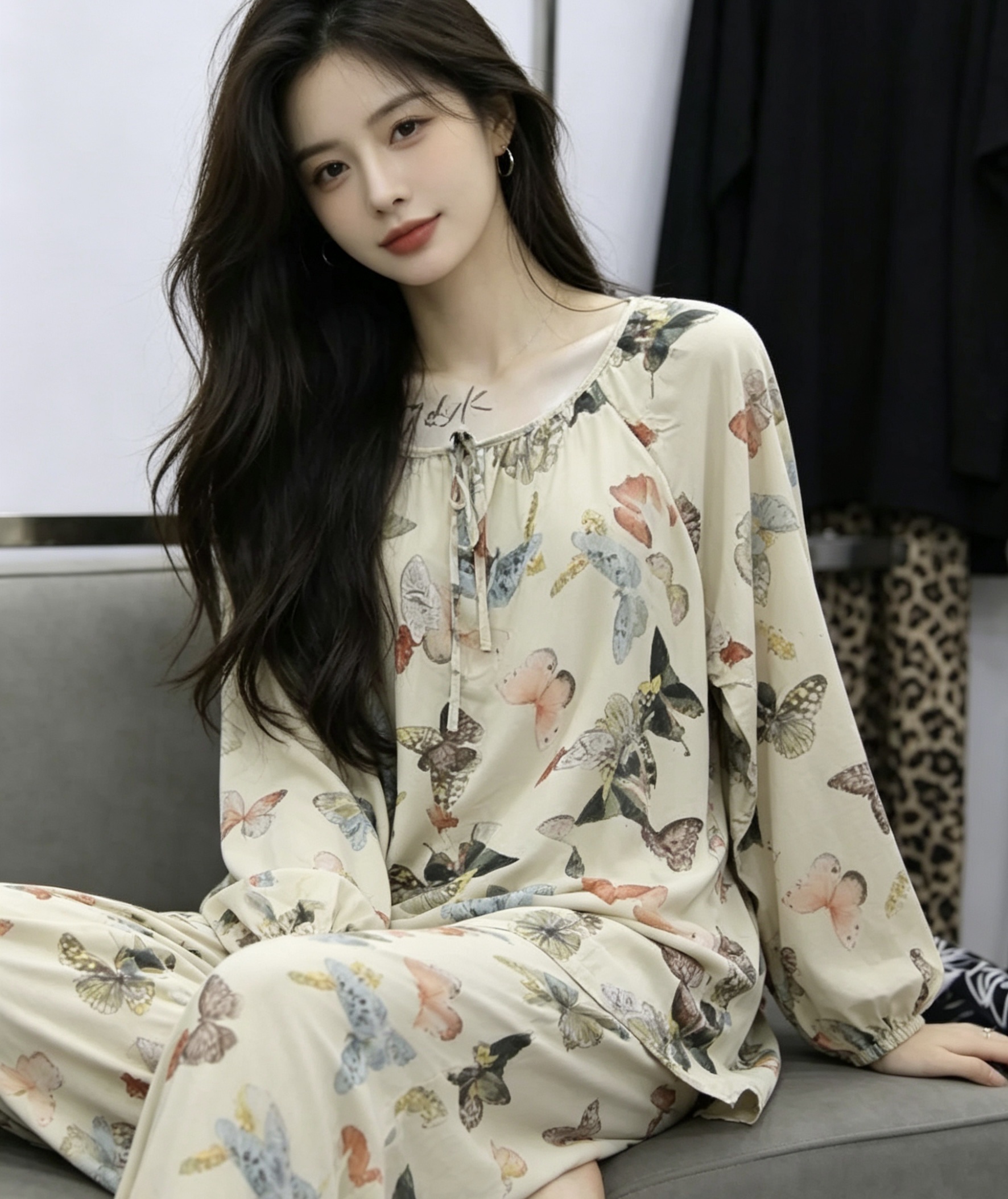 Butterfly-printed chiffon dress for women's summer slimming and form-fitting pajamas for women's summer home wear Application Scenario