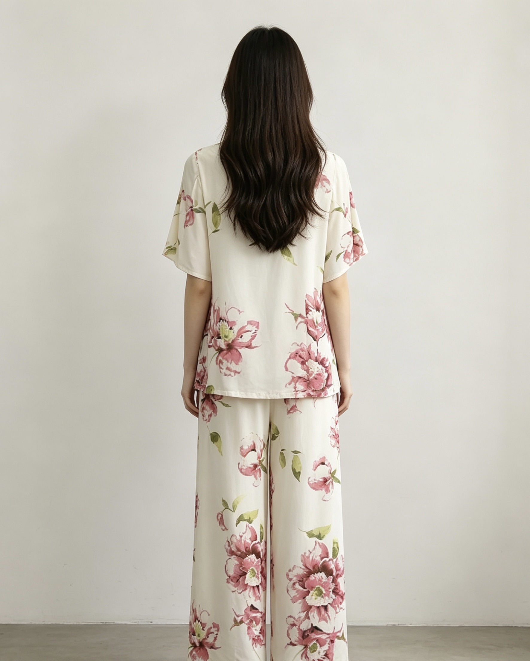 Floral pattern women's pajama set, comfortable pajamas for home use, women's summer home wear Specification image