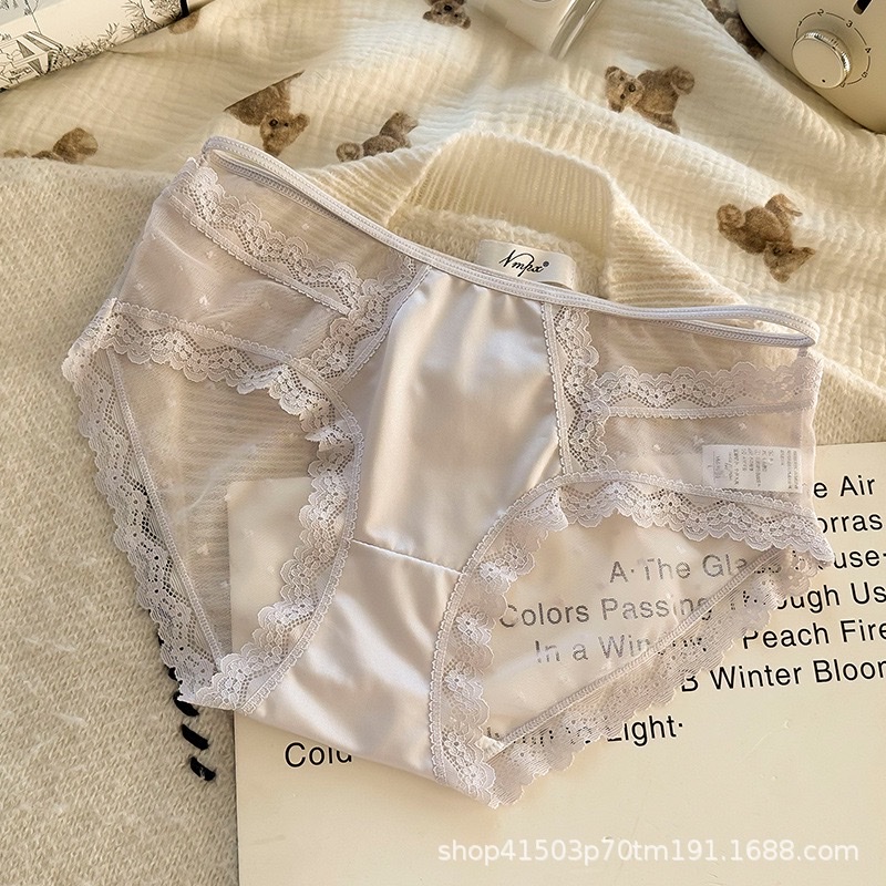 Lace-trimmed women's underwear is comfortable and breathable for daily wear Specification image