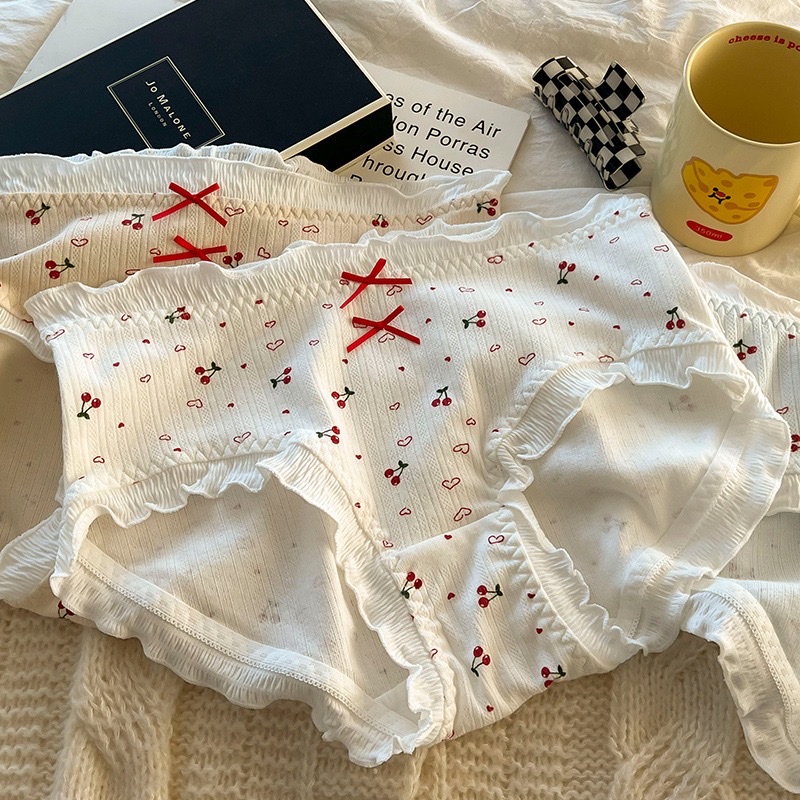 Cute cherry white lace-trimmed underwear, breathable, comfortable, soft and close-fitting women's underwear