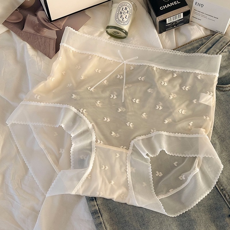 White lace-trimmed women's underwear, breathable, comfortable and seamless women's underwear, lace underwear Item Picture