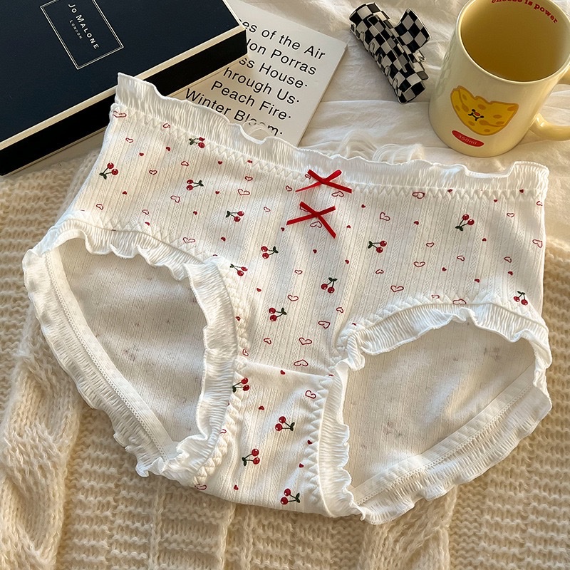 Cute cherry white lace-trimmed underwear, breathable, comfortable, soft and close-fitting women's underwear Application Scenario