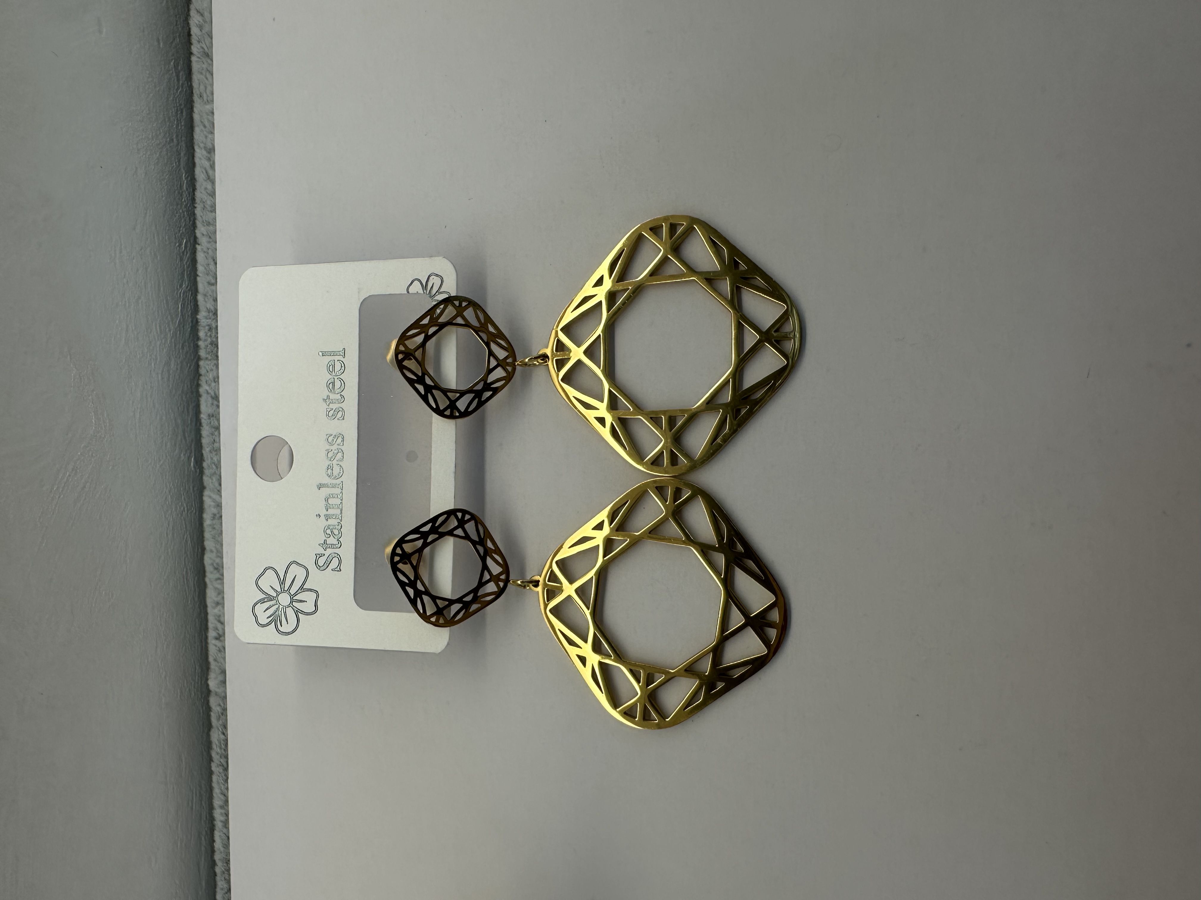 Simple and fashionable accessories popular in Europe and America, suitable for women Specification image