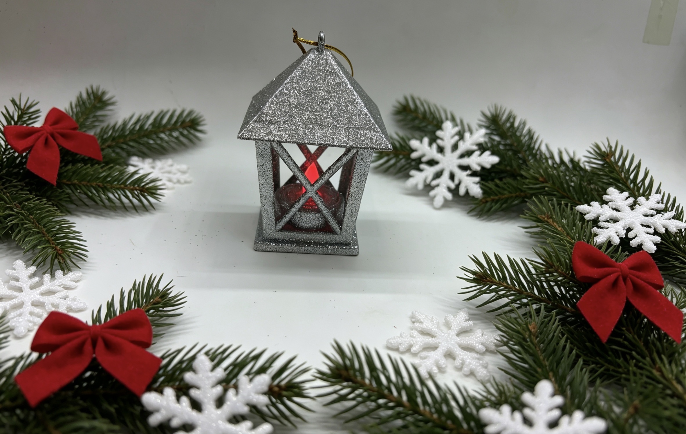Christmas wind lantern decorative items, LED electronic candles, small houses, portable night lights, Christmas gifts for kindergartens details Picture
