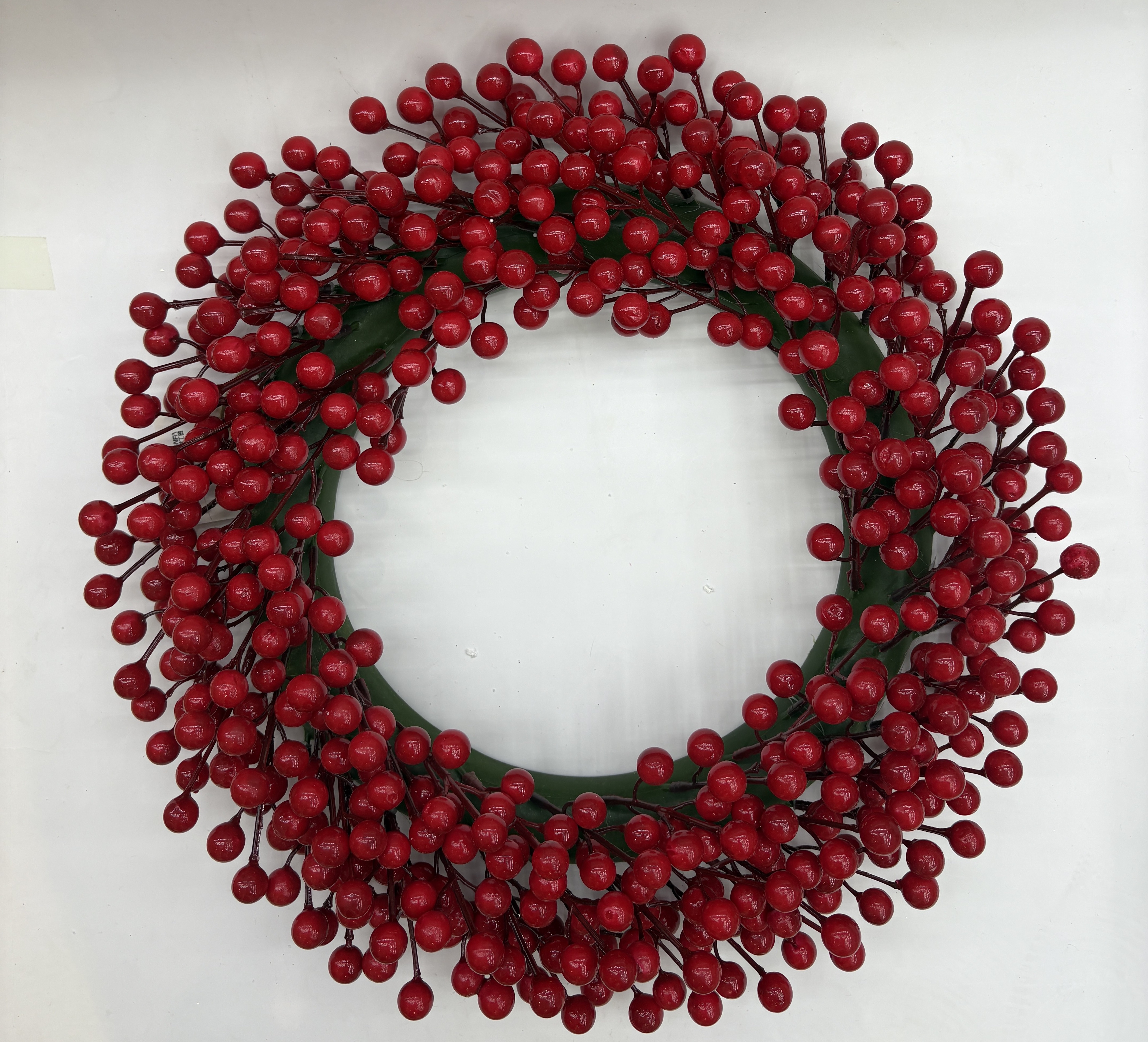 40 cm red fruit wreath, Christmas decorative wreath, colored light, pinecone, Santa Claus wreath, Christmas pendant, window display scene Item Picture