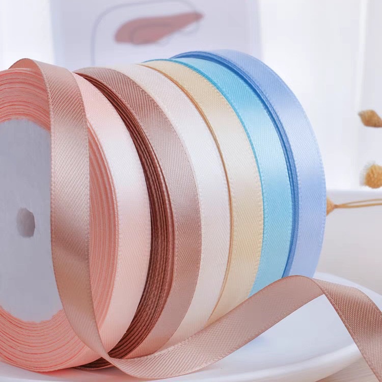 Colorful ribbons, satin ribbons, polyester ribbons, gift packaging ribbons, woven ribbons, children's braided hair ties, cake packaging ribbons Application Scenario