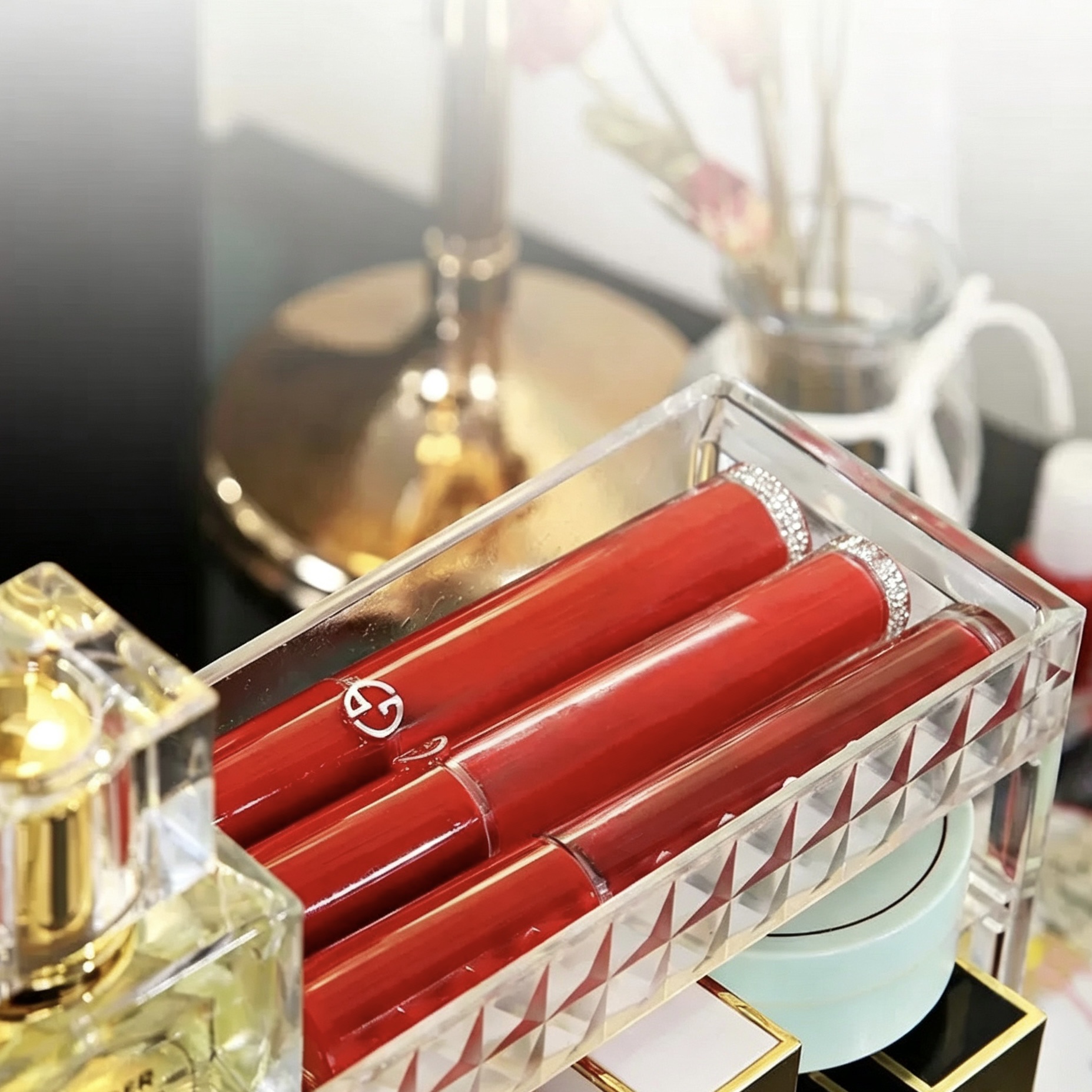 Lipstick storage rack, multi-layered separated makeup storage box, desktop shelf, beauty tool storage box details Picture