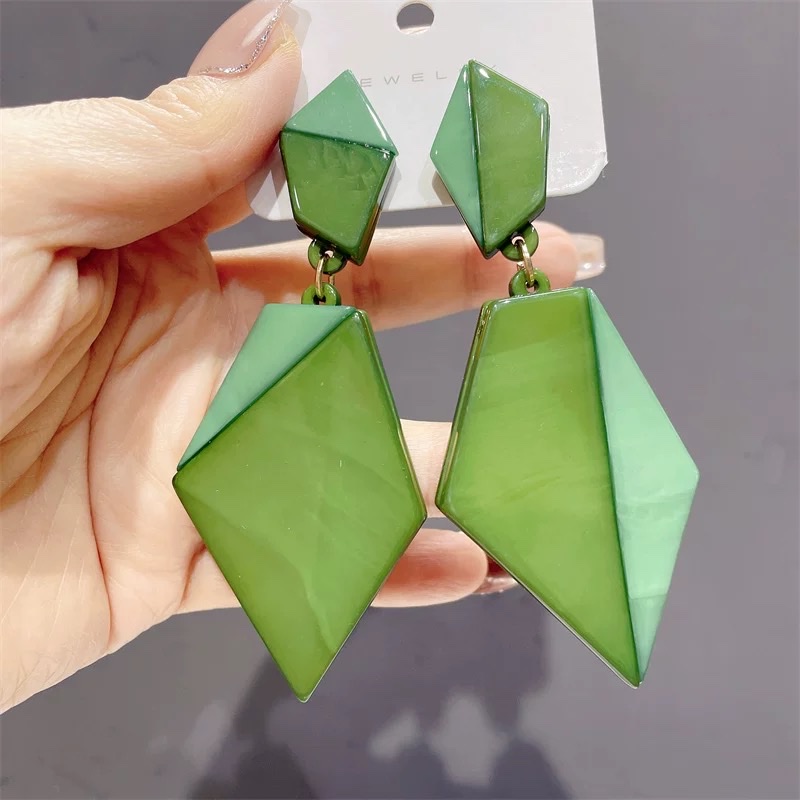 Exaggerated earrings 2026 new trendy European and American style geometric triangular earrings, unique color contrast earrings Item Picture