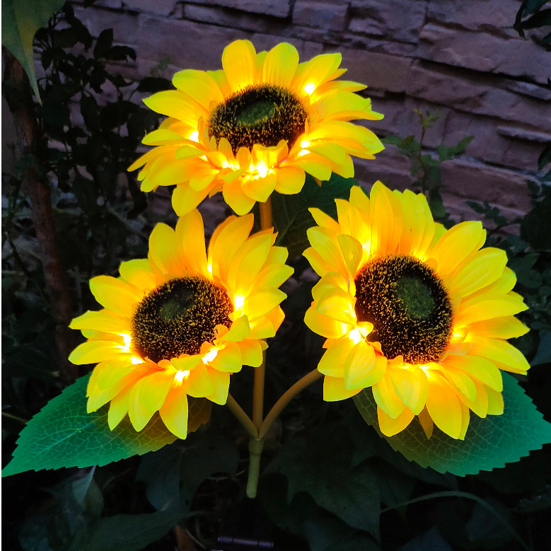 New cross-border simulation flower solar ground insert light, outdoor sunflower lawn light, courtyard villa decorative ground insert light Item Picture