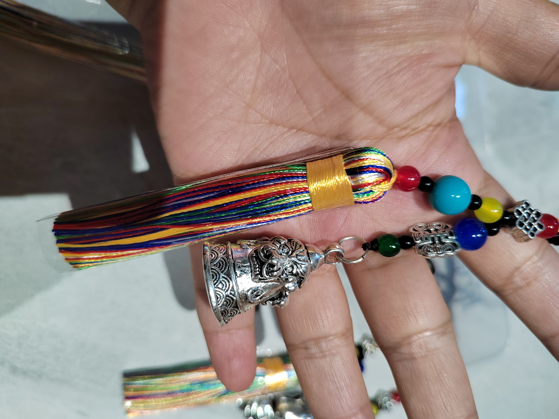 Three Lions Bell Pendants, Five-color tassels, Ethnic Scenic Area street stall, trailer pendants, 01-011, Shunli Accessories Store