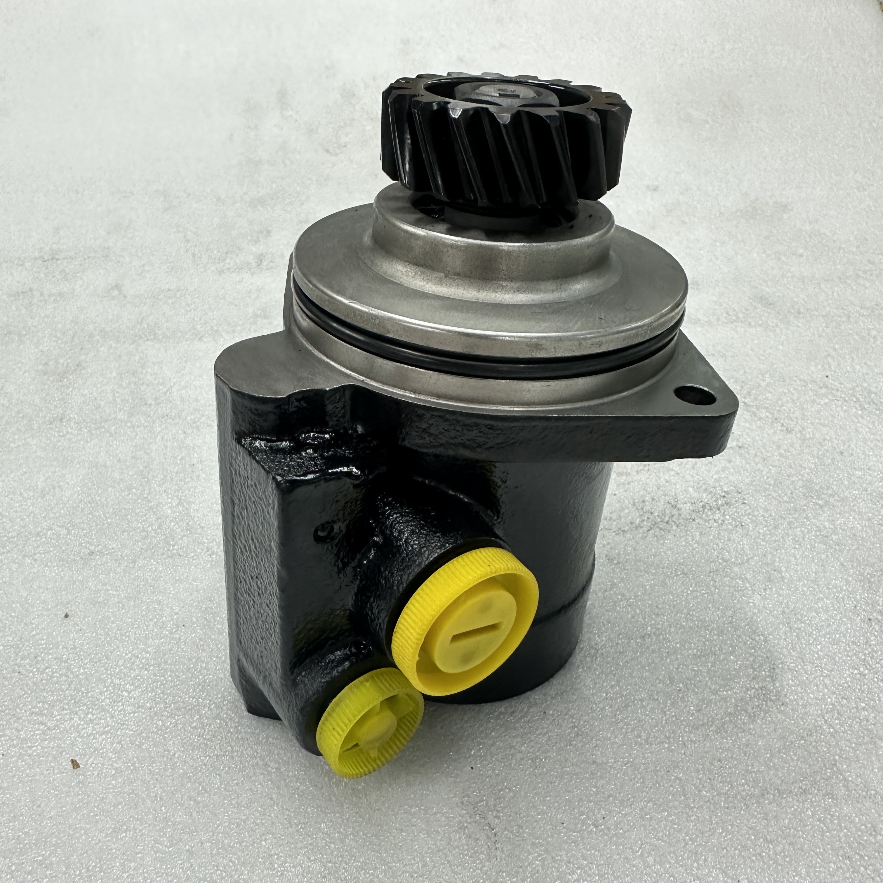 Sinotruk power steering pumps are suitable for HOWO truck power steering pumps WG9719470037/1