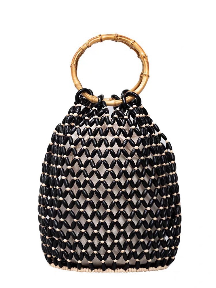 New fashionable, versatile and niche design, InS-style handcrafted beaded wood bead hollowed-out woven hand-held shoulder bag Specification image