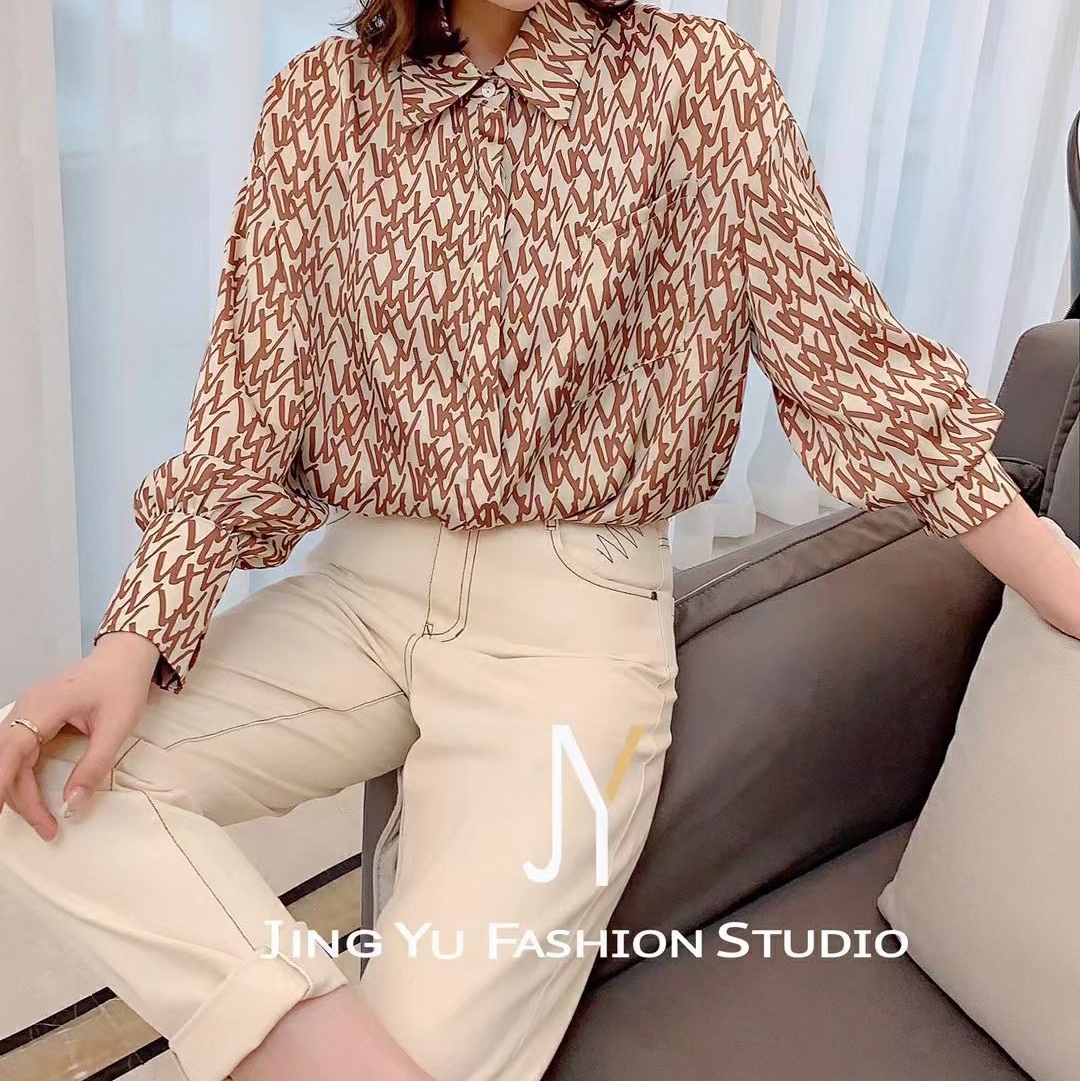 Camisa larga de impresión geométrica vintage de las mujeres primavera y otoño holgado casual versátil top temperamento Item Picture