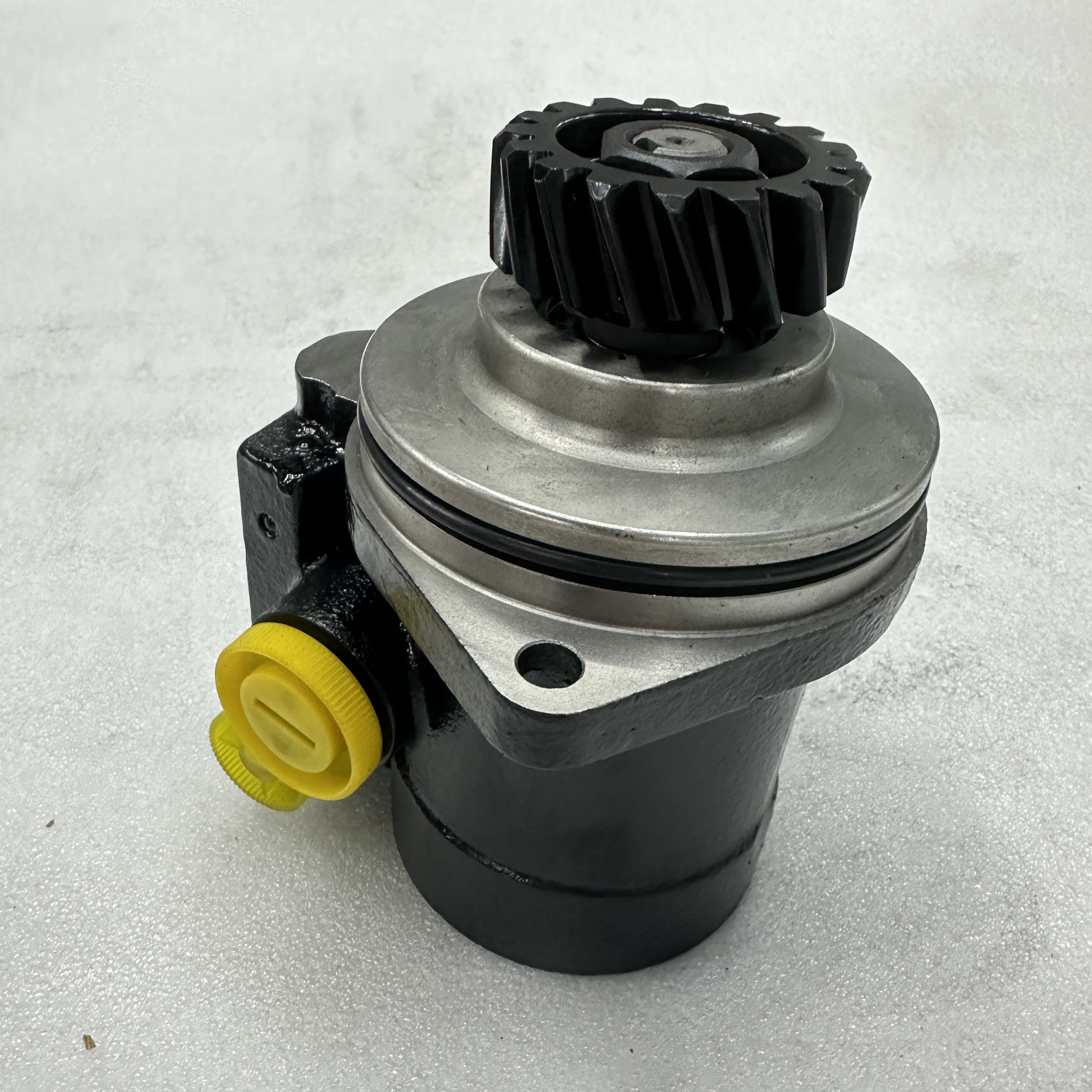 Sinotruk power steering pumps are suitable for HOWO truck power steering pumps WG9719470037/1 Specification image