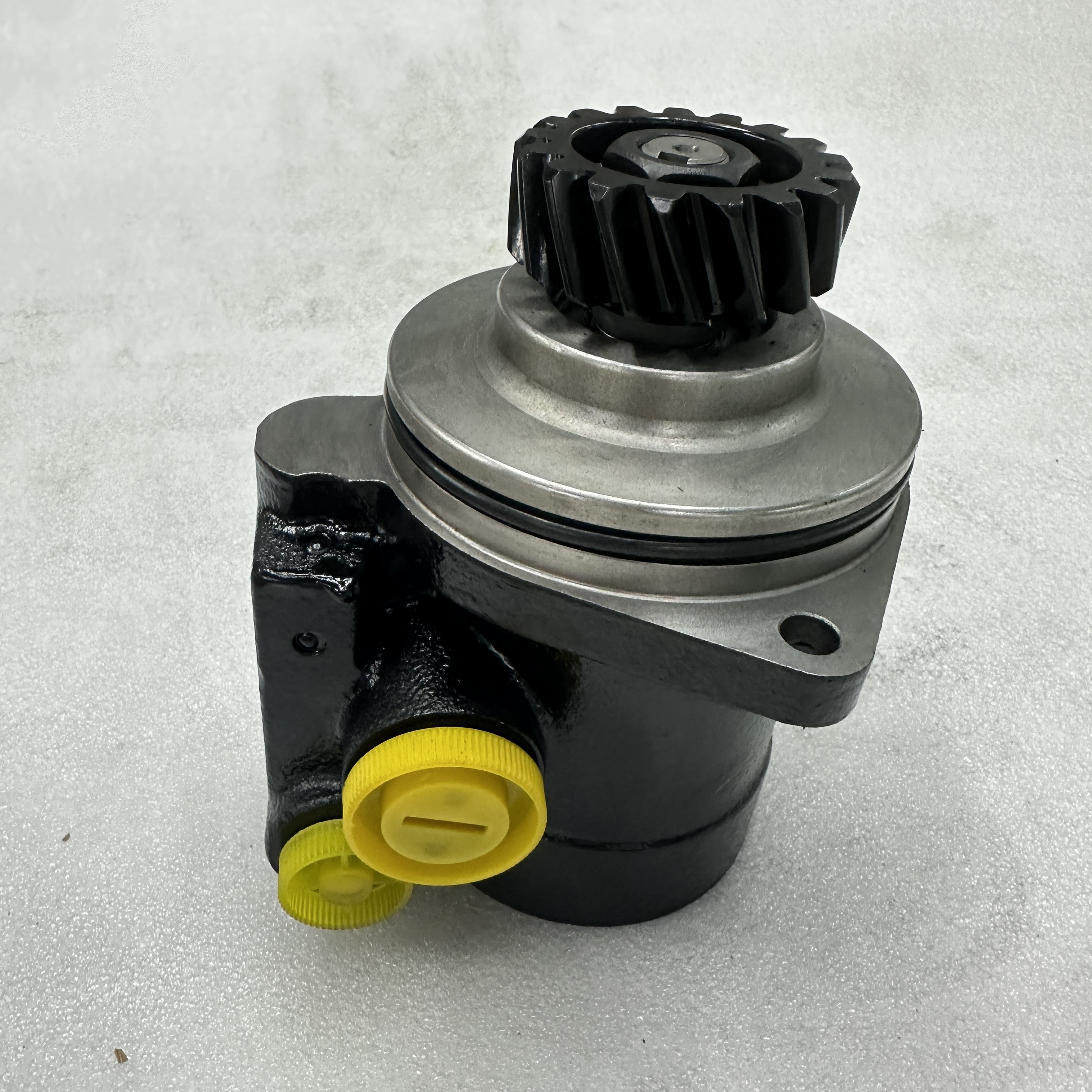 Sinotruk power steering pumps are suitable for HOWO truck power steering pumps WG9719470037/1 details Picture